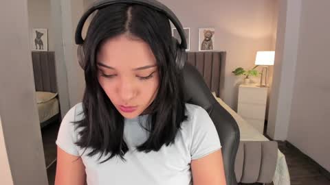 Snapshot of renee_shelby_ chatting on 12, 12, 2024 Renee Shelby online show from 12, 12, 2024