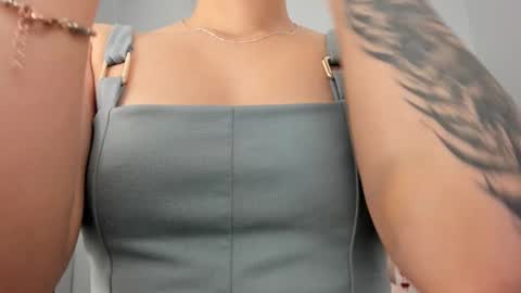 Snapshot of renee_shelby_ chatting on 12, 2, 2025 Renee Shelby online show from 12, 2, 2025