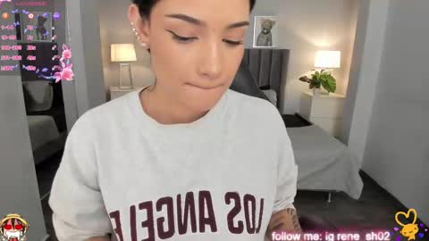 Snapshot of renee_shelby_ chatting on 7, 3, 2025 Renee Shelby online show from 7, 3, 2025