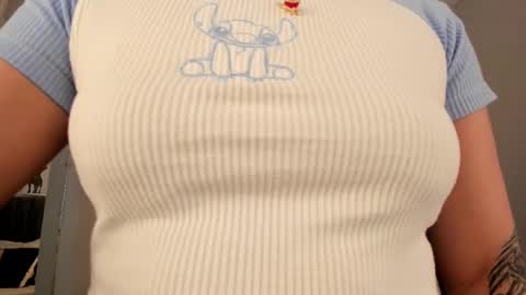 Snapshot of renee_shelby_ chatting on 11, 3, 2025 Renee Shelby online show from 11, 3, 2025