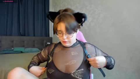 renee_turner online show from 3, 3, 2025