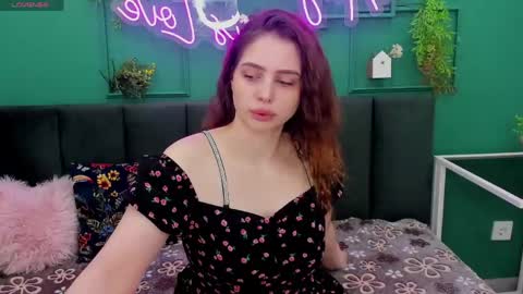 reneeblair online show from 14, 4, 2026