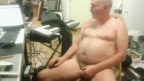 Snapshot of renefr chatting on 15, 9, 2025 renefr online show from 15, 9, 2025