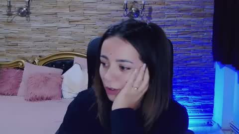 Snapshot of renesmesweet chatting on 6, 12, 2024 renesmesweet online show from 6, 12, 2024