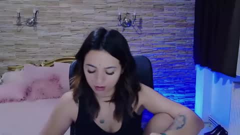 Snapshot of renesmesweet chatting on 15, 12, 2024 renesmesweet online show from 15, 12, 2024