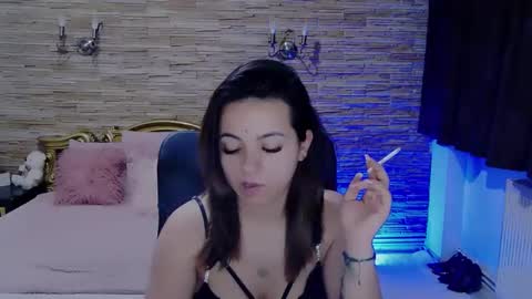 Snapshot of renesmesweet chatting on 5, 1, 2025 renesmesweet online show from 5, 1, 2025