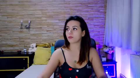 Snapshot of renesmesweet chatting on 4, 2, 2025 renesmesweet online show from 4, 2, 2025