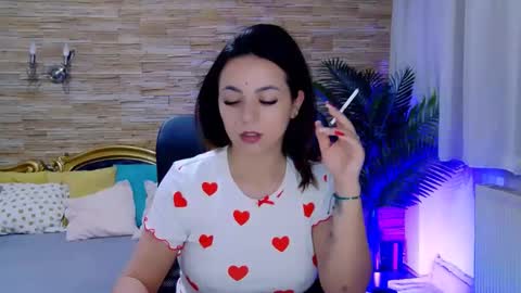 Snapshot of renesmesweet chatting on 21, 2, 2025 renesmesweet online show from 21, 2, 2025