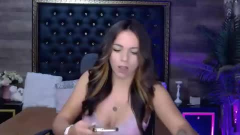 Snapshot of renesmesweet chatting on 30, 10, 2025 renesmesweet online show from 30, 10, 2025