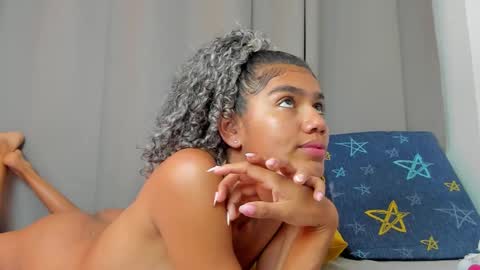 Snapshot of rennatta_sx chatting on 13, 12, 2024 Renata online show from 13, 12, 2024