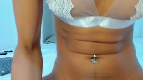 Snapshot of rennatta_sx chatting on 19, 2, 2025 Renata online show from 19, 2, 2025
