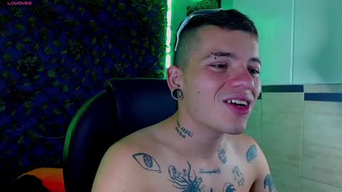 R E N E  online show from 15, 1, 2025