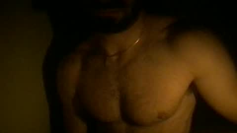 renolds90 online show from 17, 4, 2026