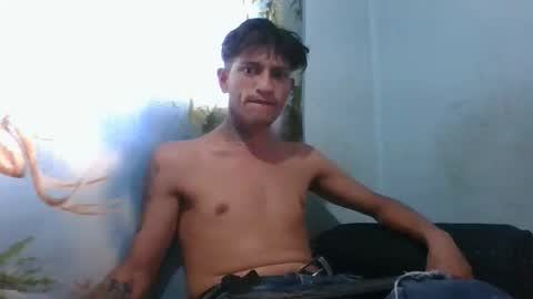 Snapshot of resurgirkratosking999 chatting on 14, 12, 2025 Luis online show from 14, 12, 2025