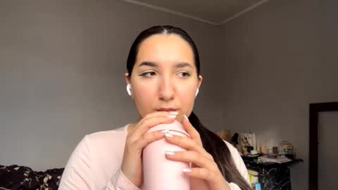 Olivia online show from 16, 3, 2026