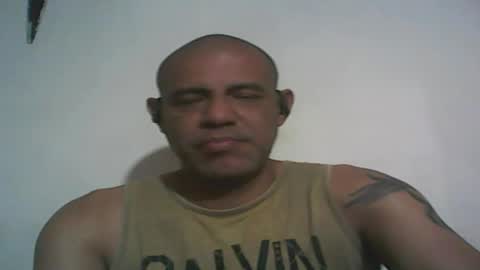 Snapshot of retlam37 chatting on 22, 9, 2025 Walter online show from 22, 9, 2025