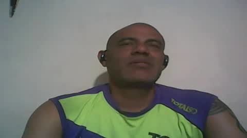 Snapshot of retlam37 chatting on 23, 9, 2025 Walter online show from 23, 9, 2025