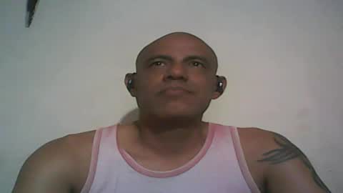 Snapshot of retlam37 chatting on 26, 9, 2025 Walter online show from 26, 9, 2025