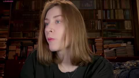 Snapshot of retromarie chatting on 28, 3, 2026 Rie online show from 28, 3, 2026