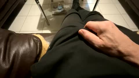 Snapshot of revilo1165 chatting on 20, 1, 2025 revilo1165 online show from 20, 1, 2025