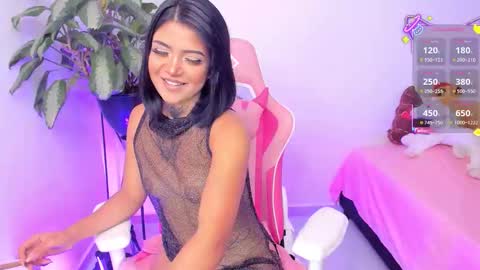 Snapshot of revy_black69 chatting on 10, 9, 2025 Rebecca y sarih online show from 10, 9, 2025