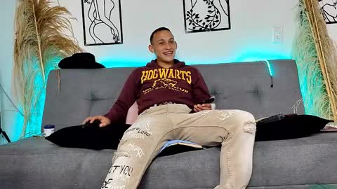 reymasterhot online show from 6, 1, 2026