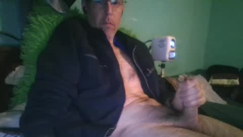 reyes_albert2006 online show from 18, 1, 2025