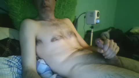 reyes_albert2006 online show from 3, 3, 2025