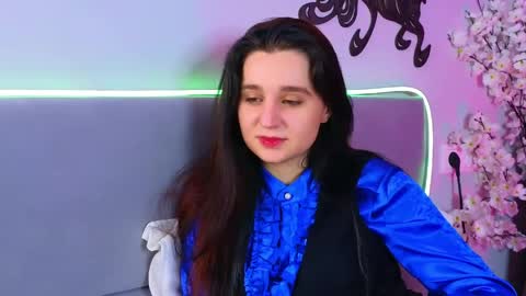 Snapshot of reynaedge chatting on 26, 5, 2026 reynaedge online show from 26, 5, 2026