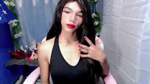 Snapshot of rhiana_slut chatting on 31, 10, 2025 rhiana_slut online show from 31, 10, 2025
