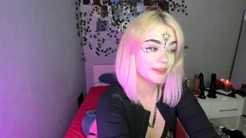 Snapshot of ri_rom chatting on 4, 4, 2026 Rina online show from 4, 4, 2026