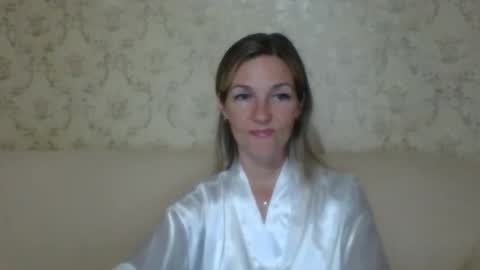 Snapshot of rialur09 chatting on 20, 10, 2025 Galina online show from 20, 10, 2025
