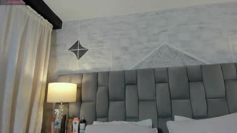 Snapshot of rianamanson chatting on 18, 2, 2025 Riana online show from 18, 2, 2025