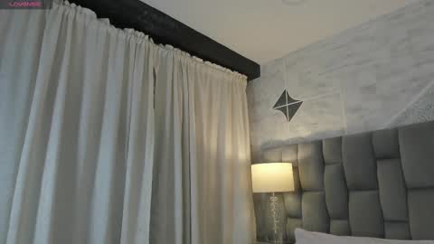 Snapshot of rianamanson chatting on 19, 2, 2025 Riana online show from 19, 2, 2025