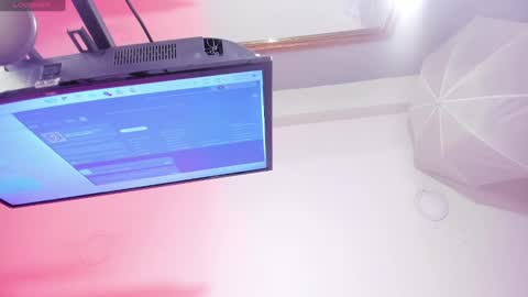 Snapshot of rianamanson chatting on 11, 3, 2025 Riana online show from 11, 3, 2025