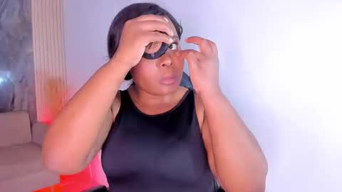 Snapshot of rianamanson chatting on 24, 9, 2025 Riana online show from 24, 9, 2025