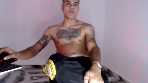 Snapshot of riancum chatting on 29, 11, 2025 juan online show from 29, 11, 2025