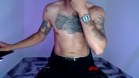 Snapshot of riancum chatting on 3, 12, 2025 juan online show from 3, 12, 2025