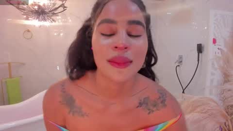 Snapshot of riby_ chatting on 19, 10, 2025 riby online show from 19, 10, 2025