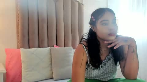 Snapshot of riby_ chatting on 30, 11, 2025 riby online show from 30, 11, 2025