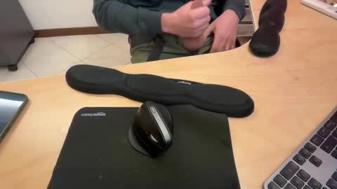 Snapshot of riccardofortis chatting on 17, 10, 2025 riccardofortis online show from 17, 10, 2025