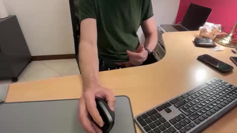 Snapshot of riccardofortis chatting on 22, 12, 2025 riccardofortis online show from 22, 12, 2025