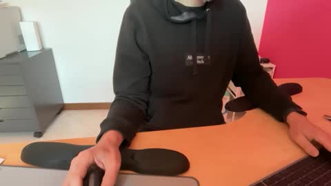 Snapshot of riccardofortis chatting on 4, 4, 2026 riccardofortis online show from 4, 4, 2026