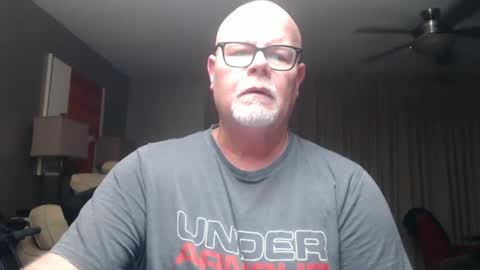 Snapshot of rich32937 chatting on 19, 2, 2025 rich32937 online show from 19, 2, 2025