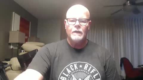 Snapshot of rich32937 chatting on 8, 2, 2026 rich32937 online show from 8, 2, 2026