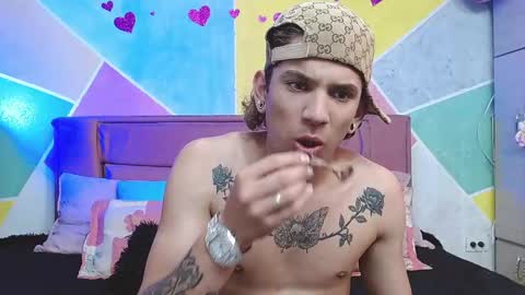 Snapshot of rich_de_la_rosa chatting on 5, 10, 2025 rich and kitty online show from 5, 10, 2025