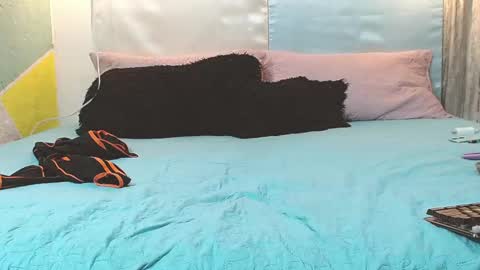 Snapshot of rich_de_la_rosa chatting on 4, 12, 2025 rich and kitty online show from 4, 12, 2025