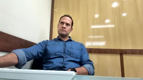 Snapshot of rick503835 chatting on 8, 10, 2025 Rick Arian online show from 8, 10, 2025