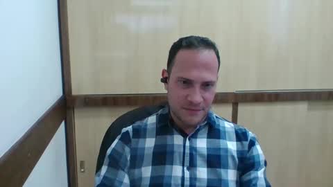 Snapshot of rick503835 chatting on 28, 10, 2025 Rick Arian online show from 28, 10, 2025