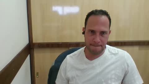 Snapshot of rick503835 chatting on 29, 10, 2025 Rick Arian online show from 29, 10, 2025